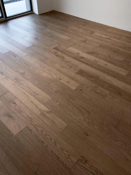 Parchet Stratificat de la Nani - rezistent și ecologic 34